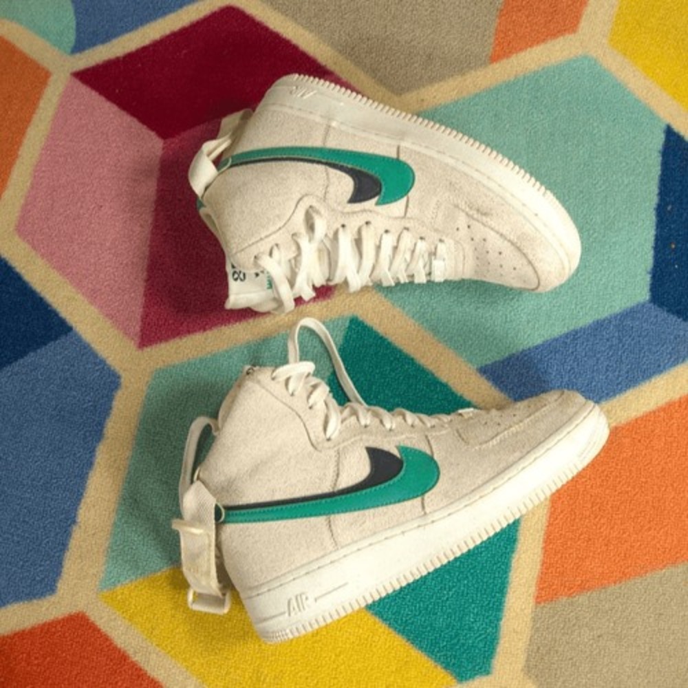 Nike Air Force 1 High SE Women's‎ Shoes Sesame-Neptune Green DO9460-100 Size 7.5 - Picture 7 of 7